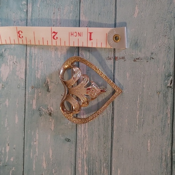 💚Vintage Gold Tone Signed Sarah Coventry Canada Brooch - Picture 5 of 8